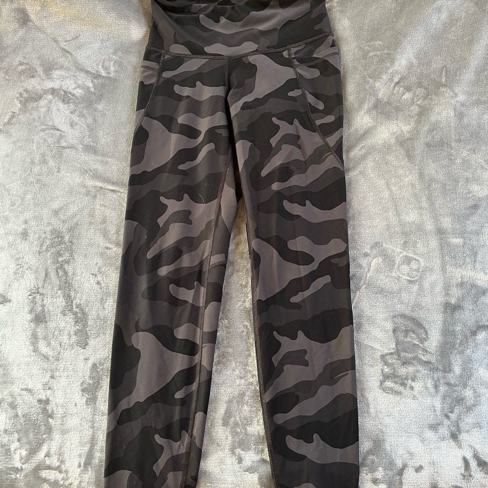 Camo Black & Grey Leggings